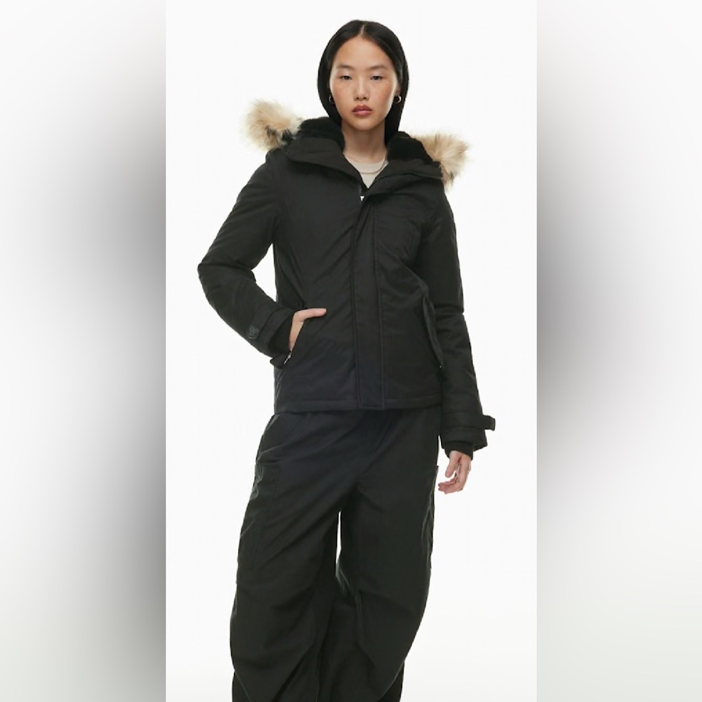 Aritzia TNA Summit Parka Black – Goose Down, 2XS, Like New